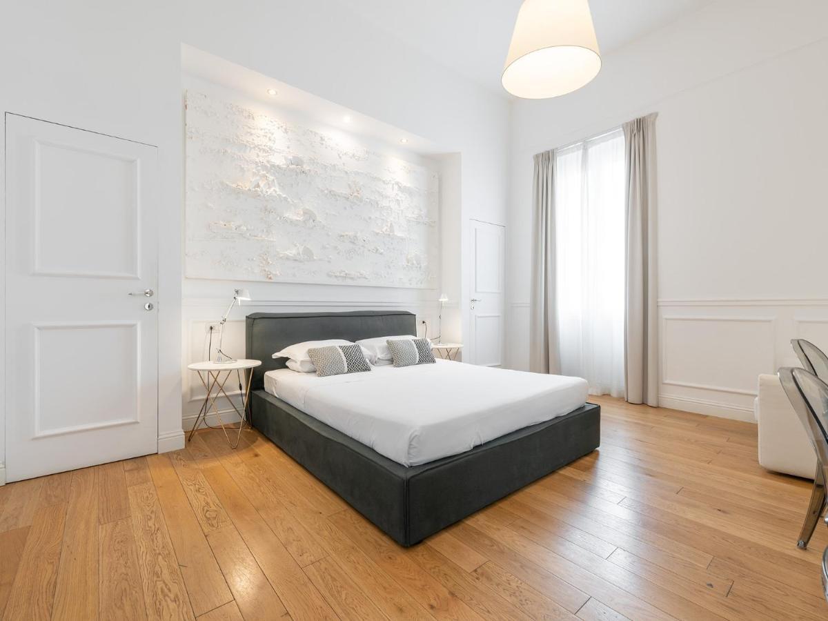 Pley Boutique Del Centro Hotel Cagliari Luaran gambar