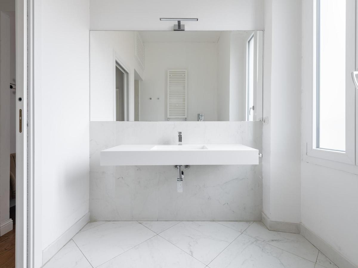 Pley Boutique Del Centro Hotel Cagliari Luaran gambar