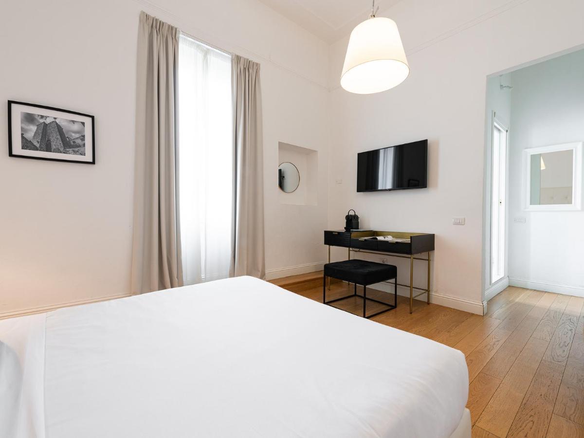 Pley Boutique Del Centro Hotel Cagliari Luaran gambar