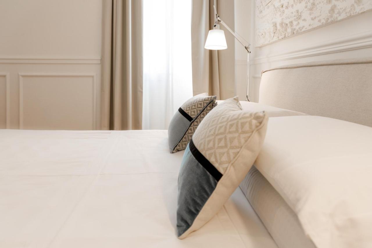 Pley Boutique Del Centro Hotel Cagliari Luaran gambar