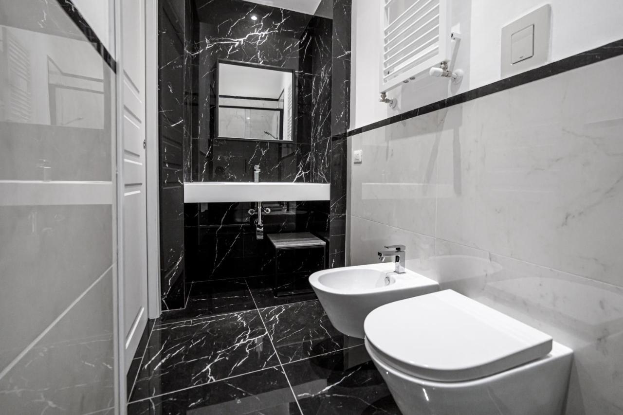 Pley Boutique Del Centro Hotel Cagliari Luaran gambar