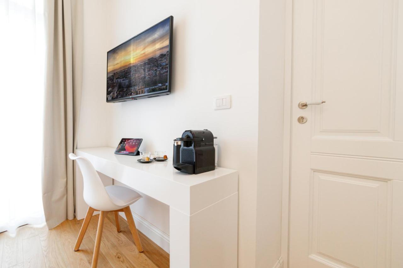Pley Boutique Del Centro Hotel Cagliari Luaran gambar